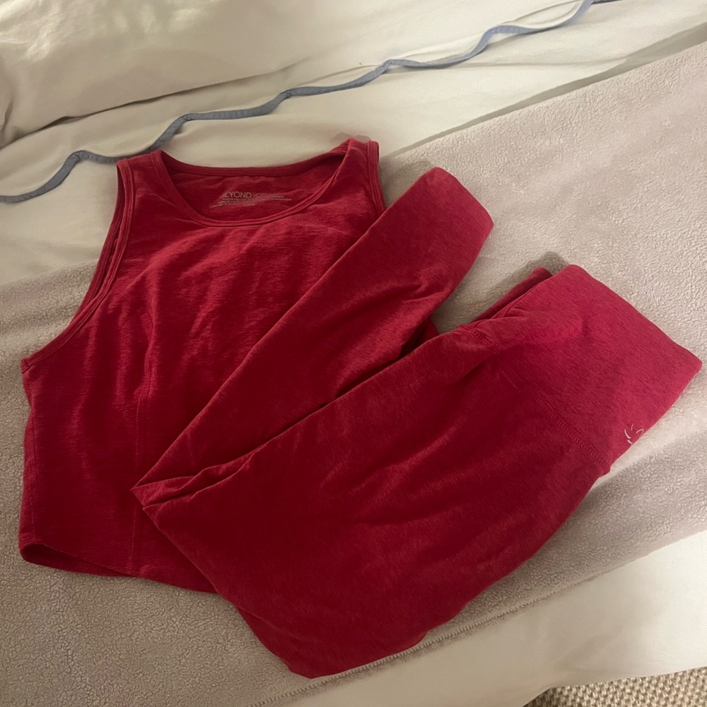 BEYOND YOGA SET SIZE L